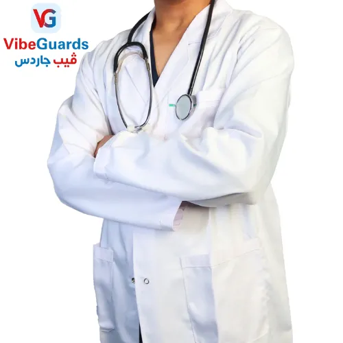 بالطو طبيب أبيض